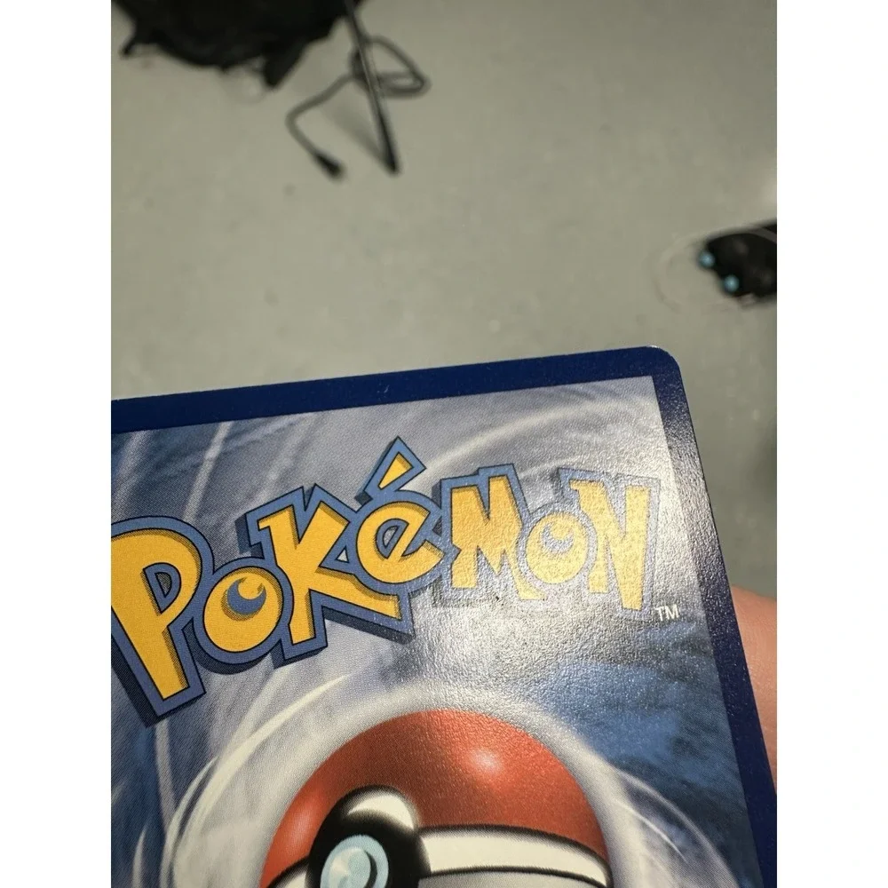 Victini Reverse Holo - 036/264 MISCUT ERROR ALIGNMENT DOT Pokemon Cards 2021 NM - Picture 15 of 15